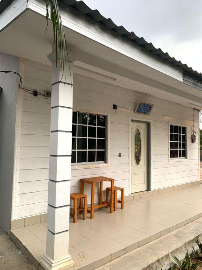 Penginapan ladang D' Kebun With Free Fruits Malacca